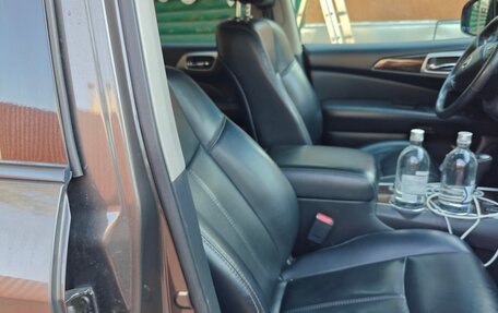 Nissan Pathfinder, 2014 год, 2 000 000 рублей, 11 фотография