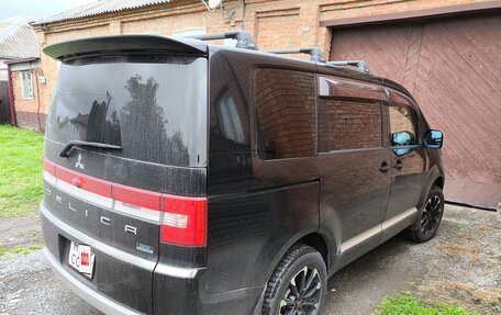 Mitsubishi Delica D:5 I, 2013 год, 2 300 000 рублей, 2 фотография