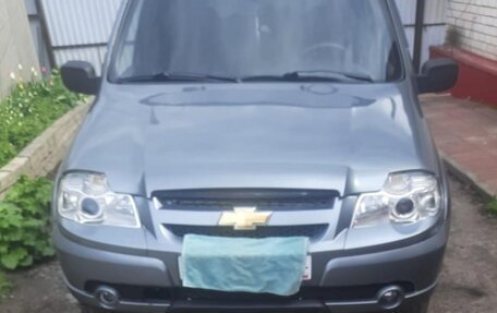 Chevrolet Niva I рестайлинг, 2010 год, 503 000 рублей, 5 фотография
