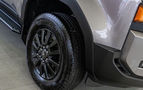 Toyota Land Cruiser Prado, 2024 год, 9 290 000 рублей, 7 фотография