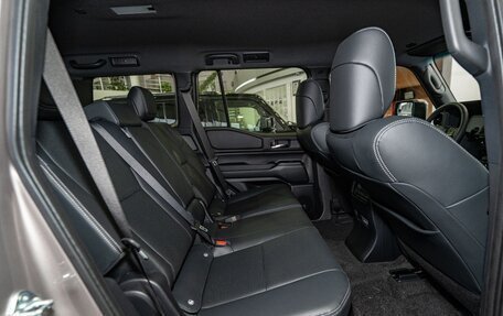 Toyota Land Cruiser Prado, 2024 год, 9 290 000 рублей, 16 фотография