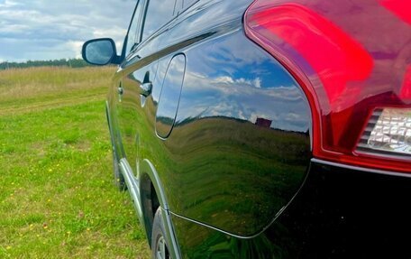Mitsubishi Outlander III рестайлинг 3, 2016 год, 1 950 000 рублей, 20 фотография