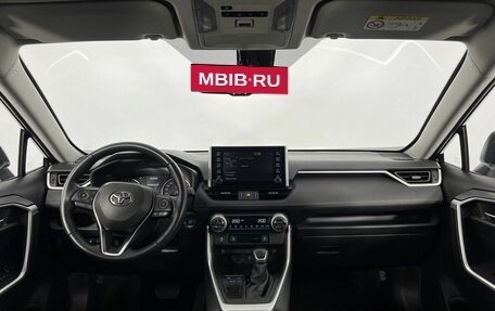 Toyota RAV4, 2022 год, 3 380 000 рублей, 15 фотография