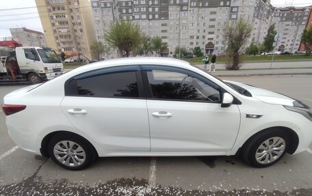 KIA Rio IV, 2018 год, 1 350 000 рублей, 5 фотография