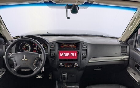 Mitsubishi Pajero IV, 2013 год, 1 850 000 рублей, 14 фотография
