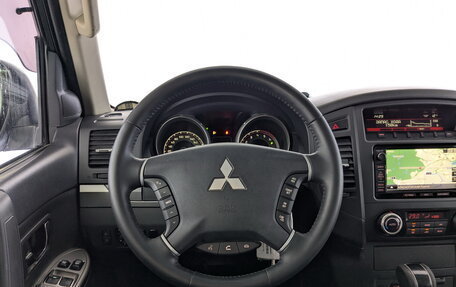 Mitsubishi Pajero IV, 2013 год, 1 850 000 рублей, 22 фотография