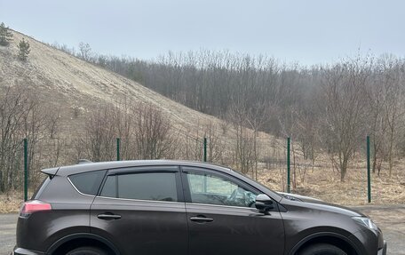Toyota RAV4, 2018 год, 2 450 000 рублей, 6 фотография