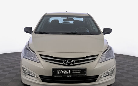 Hyundai Solaris II рестайлинг, 2015 год, 920 000 рублей, 2 фотография