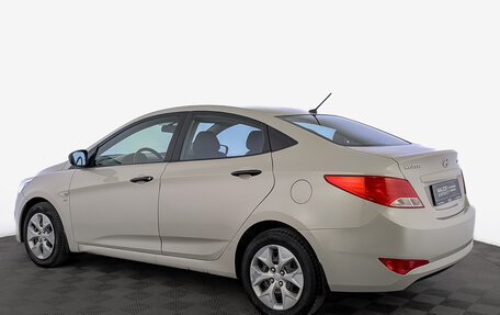 Hyundai Solaris II рестайлинг, 2015 год, 920 000 рублей, 7 фотография