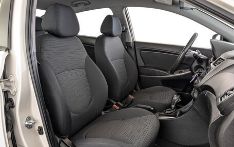 Hyundai Solaris II рестайлинг, 2015 год, 920 000 рублей, 23 фотография
