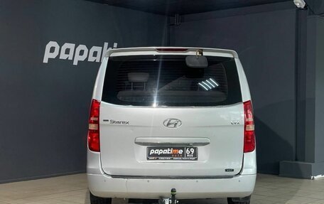 Hyundai Grand Starex Grand Starex I рестайлинг 2, 2009 год, 1 250 000 рублей, 4 фотография