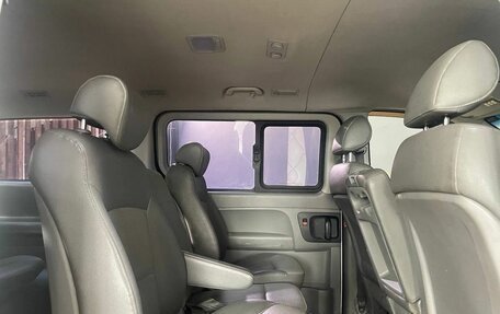 Hyundai Grand Starex Grand Starex I рестайлинг 2, 2009 год, 1 250 000 рублей, 10 фотография