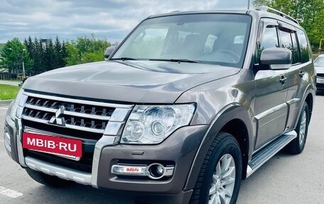 Mitsubishi Pajero IV, 2014 год, 2 149 000 рублей, 2 фотография