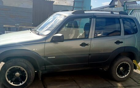 Chevrolet Niva I рестайлинг, 2012 год, 550 000 рублей, 6 фотография