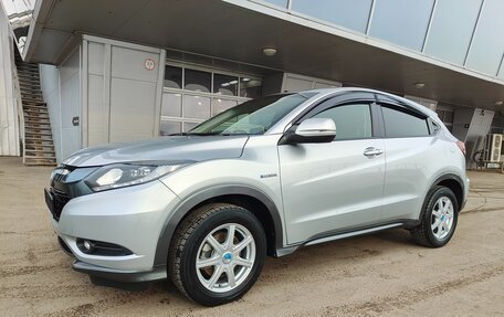 Honda Vezel, 2015 год, 2 050 000 рублей, 3 фотография