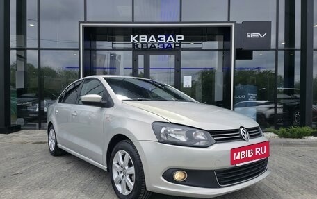 Volkswagen Polo VI (EU Market), 2015 год, 850 000 рублей, 3 фотография