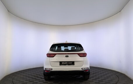 KIA Sportage IV рестайлинг, 2021 год, 2 330 000 рублей, 6 фотография