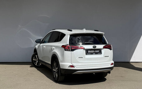 Toyota RAV4, 2019 год, 2 515 000 рублей, 23 фотография