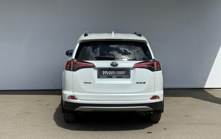 Toyota RAV4, 2019 год, 2 515 000 рублей, 22 фотография