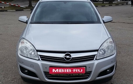 Opel Astra H, 2007 год, 560 000 рублей, 1 фотография