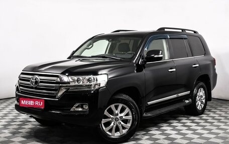 Toyota Land Cruiser 200, 2018 год, 8 550 000 рублей, 1 фотография
