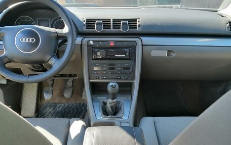 Audi A4, 2003 год, 550 000 рублей, 13 фотография