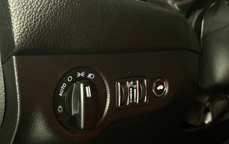 Dodge Challenger III рестайлинг 2, 2016 год, 3 100 000 рублей, 15 фотография