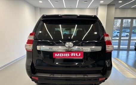 Toyota Land Cruiser Prado 150 рестайлинг 2, 2015 год, 3 250 000 рублей, 5 фотография