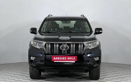 Toyota Land Cruiser Prado 150 рестайлинг 2, 2018 год, 5 361 000 рублей, 2 фотография