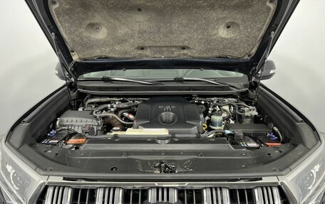 Toyota Land Cruiser Prado 150 рестайлинг 2, 2018 год, 5 361 000 рублей, 11 фотография