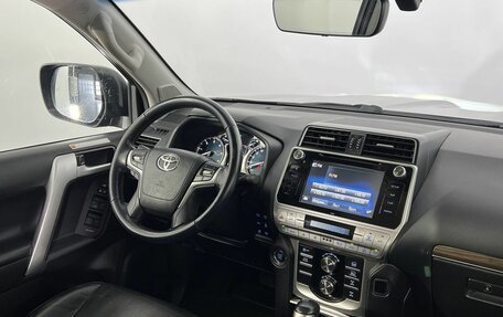 Toyota Land Cruiser Prado 150 рестайлинг 2, 2018 год, 5 361 000 рублей, 14 фотография