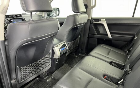 Toyota Land Cruiser Prado 150 рестайлинг 2, 2018 год, 5 361 000 рублей, 18 фотография