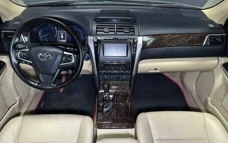 Toyota Camry, 2015 год, 1 949 000 рублей, 10 фотография