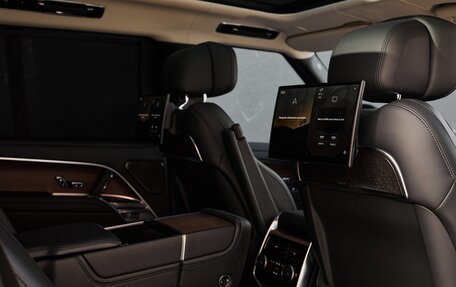 Land Rover Range Rover IV рестайлинг, 2021 год, 20 700 000 рублей, 11 фотография