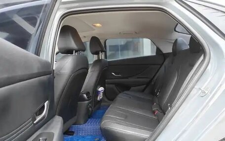 Hyundai Elantra, 2022 год, 1 379 000 рублей, 11 фотография