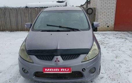 Mitsubishi Grandis, 2004 год, 520 000 рублей, 4 фотография