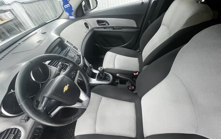 Chevrolet Cruze II, 2012 год, 880 000 рублей, 9 фотография