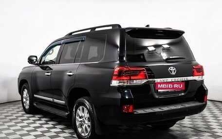 Toyota Land Cruiser 200, 2018 год, 8 550 000 рублей, 7 фотография