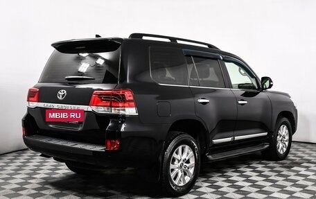 Toyota Land Cruiser 200, 2018 год, 8 550 000 рублей, 5 фотография