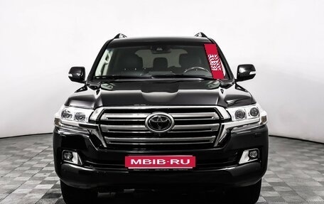 Toyota Land Cruiser 200, 2018 год, 8 550 000 рублей, 2 фотография