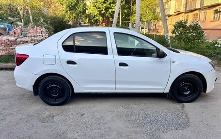 Renault Logan II, 2018 год, 665 000 рублей, 4 фотография