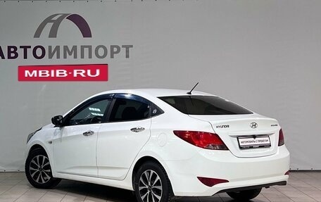 Hyundai Solaris II рестайлинг, 2015 год, 780 000 рублей, 4 фотография