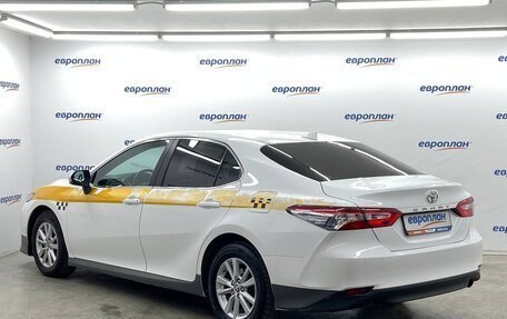 Toyota Camry, 2020 год, 2 124 000 рублей, 4 фотография