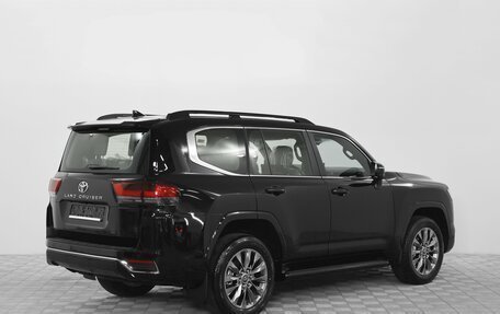 Toyota Land Cruiser, 2024 год, 13 990 000 рублей, 2 фотография