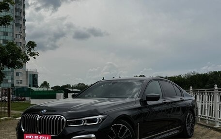 BMW 7 серия, 2019 год, 4 480 000 рублей, 1 фотография