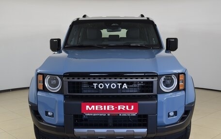Toyota Land Cruiser Prado, 2024 год, 10 690 000 рублей, 2 фотография