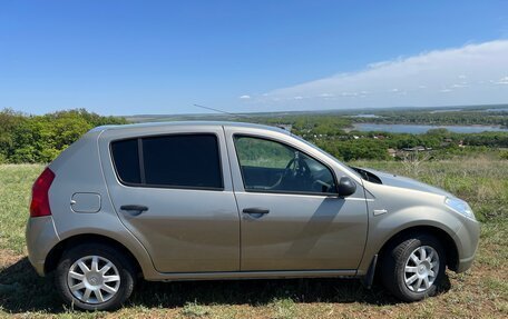 Renault Sandero I, 2014 год, 630 000 рублей, 3 фотография