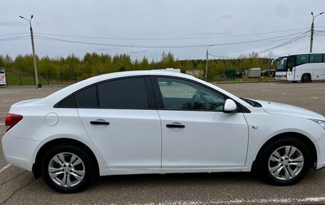 Chevrolet Cruze II, 2011 год, 720 000 рублей, 8 фотография