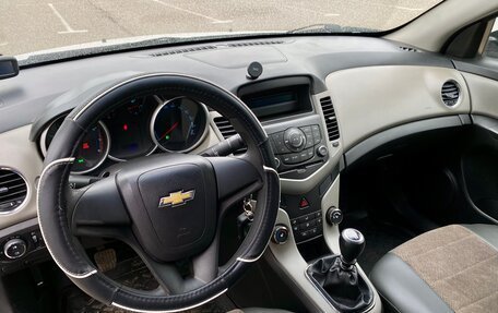 Chevrolet Cruze II, 2011 год, 720 000 рублей, 11 фотография
