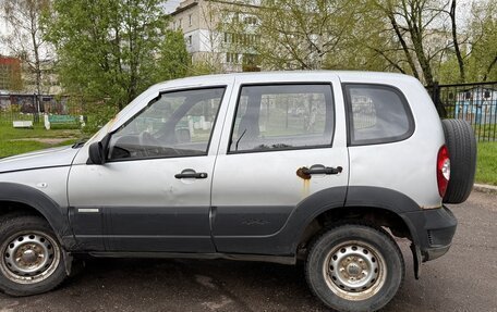 Chevrolet Niva I рестайлинг, 2012 год, 290 000 рублей, 8 фотография